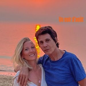 Jean-Luc Lahaye dévoile une photo de lui avec sa femme Paola, de 41 ans sa cadette, dans un cadre idyllique le dimanche 10 août 2025 sur Instagram.
Crédit : Instagram/jeanluclahaye.officiel