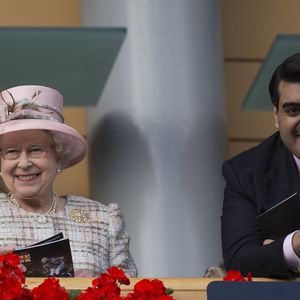 Sotheby’s présentera notamment des peintures de José Maria Sert, des œuvres de Bernard Boutet de Monvel, des sculptures antiques et de nombreuses pièces d’art décoratif. 

La reine Elisabeth II d'Angleterre, Cheikh Hamad bin Abdullah Al-Thani - Course "Qipco British Champions Day" sur l' Hippodrome d'Ascot en presence de membres de la famille royale, le 19 Octobre 2013. AGENCE / BESTIMAGE