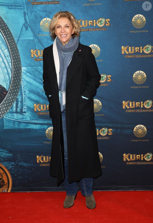 Corinne Touzet - Première du spectacle du Cirque du Soleil "Kurios, Cabinet des curiosités" à Chatou le 21 novembre 2023. © Coadic Guirec/Bestimage