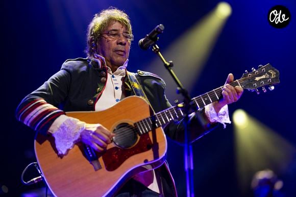 À 77 ans, Laurent Voulzy poursuit ainsi sa tournée dans plusieurs villes françaises, dont Caen, Strasbourg, Lille et Rennes.

Laurent Voulzy au concert du gala des 20 ans de la fondation Recherche Alzheimer "2 générations chantent pour la 3ème" à l'Olympia à Paris le 18 mars 2024. © Cyril Moreau / Bestimage