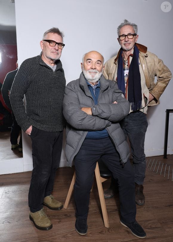 Exclusif - Close-up avec Bruno Moynot, Gérard Jugnot et Thierry Lhermitte en backstage de la projection du film "Le Père Noël est une ordure" au cinéma Mac Mahon à Paris, à l'occasion de la sortie du livre "Le Splendid par Le Splendid". Paris, le 15 décembre 2024.
© Denis Guignebourg/Bestimage