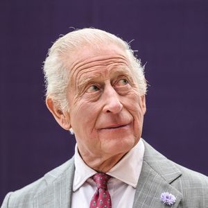 Le roi d'Angleterre a donné des nouvelles concernant son état de santé. 

Le roi Charles III d'Angleterre inaugure l'hôpital universitaire métropolitain de Midland et rencontre le personnel et les patients à Birmingham. © Richard Pohle/WPA-Pool/Julien Burton via Bestimage