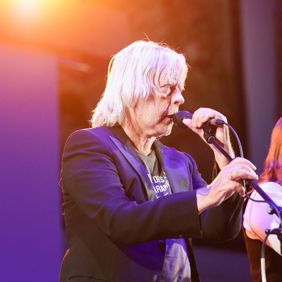 Ce week-end, l'artiste de 72 ans a bouclé au casino Barrière de Deauville, la dernière date de sa tournée "Dans mes cordes".


Le chanteur Renaud (Renaud Séchan) - Les amis musiciens de Renaud ont donné un concert à la Mairie du 13ème à Paris le 5 septembre 2024, en hommage au chanteur  © Coadic Guirec/Bestimage
