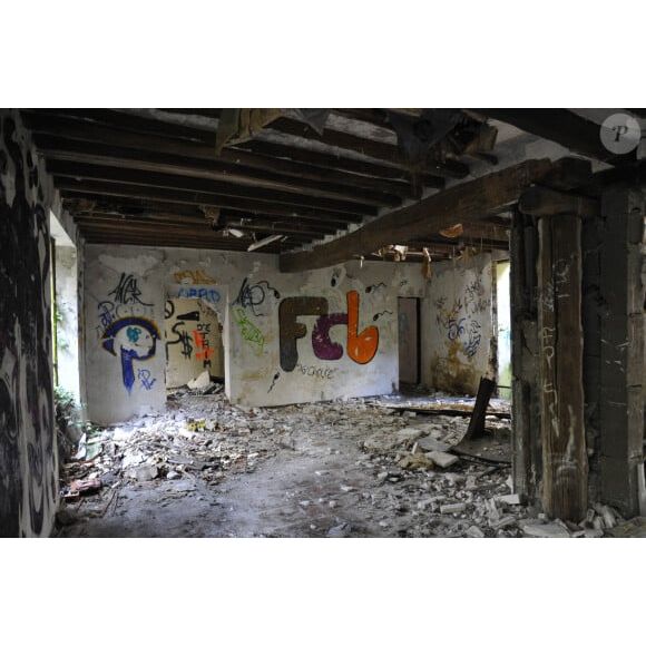 Jamel Debbouze rêvait d'une maison grandiose près de Trappes, mais le lieu a été laissé à l'abandon 

© BestImage, AGENCE / BESTIMAGE