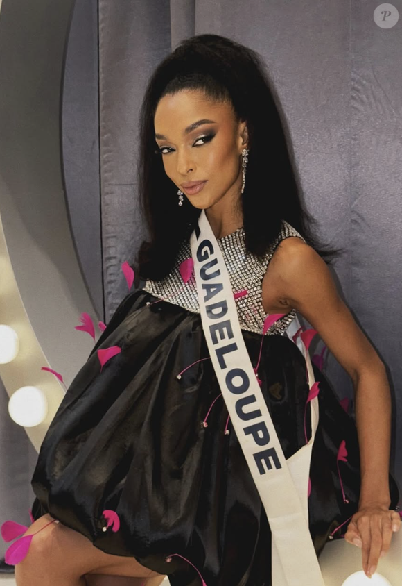 Ophély Mézino, miss Guadeloupe, en Thaïlande pour le concours de Miss Univers qui se tiendra le 21 novembre 2025 via Instagram @ophelymezinooff