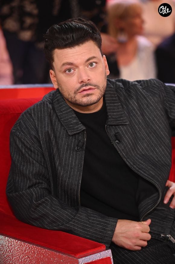 Le comédien sera présent dans l'émission "Vivement dimanche" le 4 octobre 2026 sur France 3

Exclusif - Kev Adams lors de l'enregistrement de l'émission Vivement dimanche au studio Rive gauche, présentée par M.Drucker et diffusée le 4 octobre sur France 3, à Paris, France, le 30 septembre 2026. © Guillaume Gaffiot/Bestimage