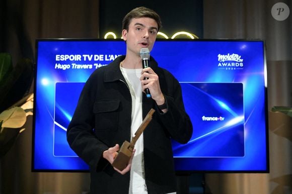 Exclusif - Hugo Travers (HugoDécrypte), meilleur espoir TV de l'année lors de la soirée de remise de prix Molotov TV Awards 2024, première édition, pour récompenser les programmes télés préférés. Paris, le 1er octobre 2024.
© Rachid Bellak / Bestimage