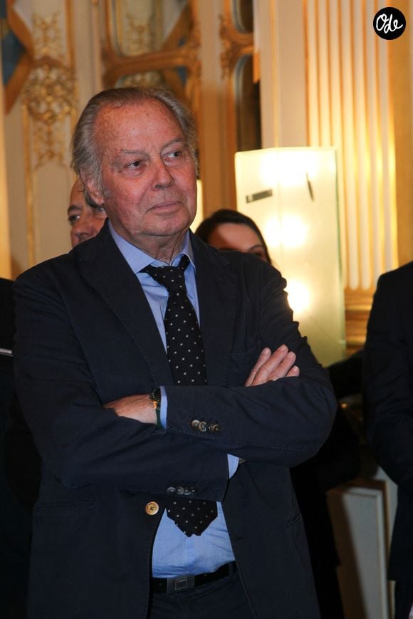 Michel Leeb - Rachida Dati remet à Chantal Ladesou les insignes de Chevalier de la Légion d'Honneur au ministère de la Culture à Paris le 2 février 2026. © Philippe Baldini / Bestimage
