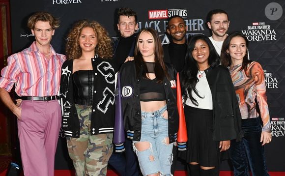 Louis, Léa, Tiana, Stanislas, Chris, Anisha, Julien, Enola, de la Star Academy 2022 - Les élèves de la Star Academy 2022 sont de sortie pour assister à la première du film "Black Panther: Wakanda Forever" au Grand Rex à Paris  le 7 novembre 2022. © Coadic Guirec/Bestimage