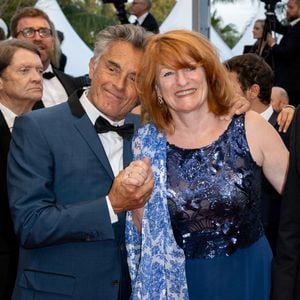 Gérard Holtz et sa femme Muriel Mayette-Holtz - Montée des marches du film « Mascarade  » lors du 75ème Festival International du Film de Cannes. Le 27 mai 2022
© Olivier Borde / Bestimage