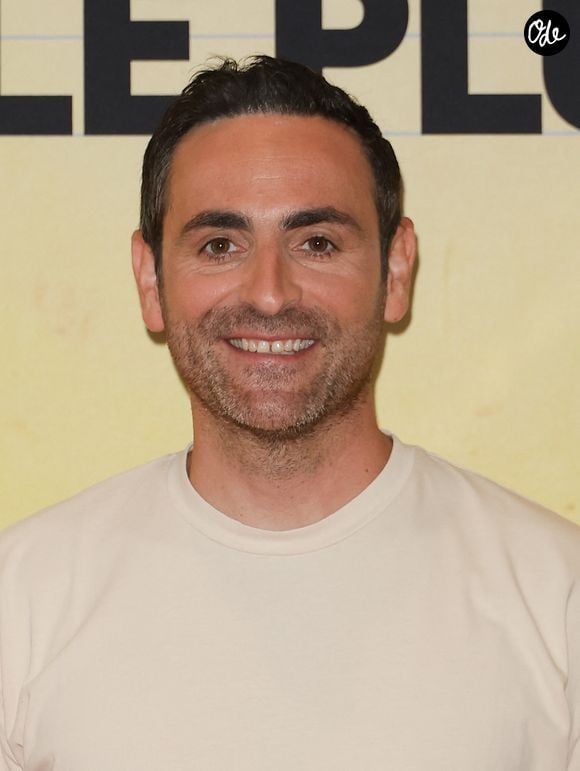 Olivier est atteint d’un cancer du pancréas métastatique diagnostiqué en juillet 2025.

Camille Combal - Photocall du casting du jeu télévisé de la saison 2 "Qui sera le plus nul ?" sur TF1 à Boulogne-Billancourt le 22 juin 2026. © Coadic Guirec/Bestimage