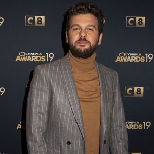 Claudio Capéo au photocall de la 1ère édition des "Olympia Awards", cérémonie récompensant des artistes de la musique et de l'humour, présentée par A. de Caunes à l'Olympia. Paris, le 11 décembre 2019.
© Tribeca-Gorassini/Bestimage