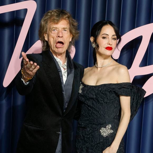 Mick Jagger et Melanie Hamrick assistent aux Fashion Awards 2025 au Royal Albert Hall à Kensington, Londres, Royaume-Uni. Le 1er décembre 2025. © AGENCE / BESTIMAGE