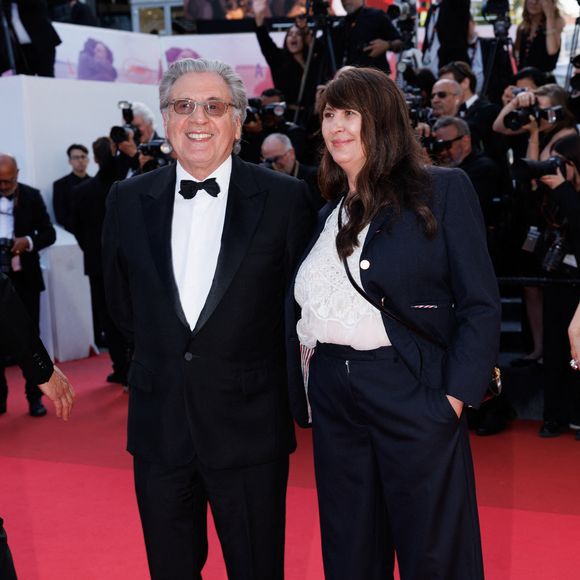 Daniel Auteuil et sa femme Aude Ambroggi - Montée des marches de la cérémonie de clôture du 78ème Festival International du Film de Cannes, au Palais des Festivals à Cannes. Le 24 mai 2025
© Jacovides-Moreau / Bestimage