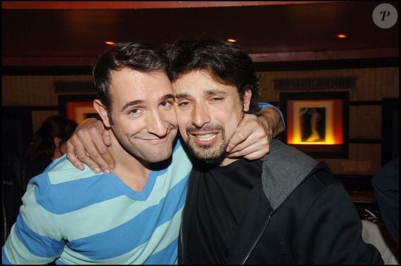 Jean Dujardin et Bruno Salomone à l'after show au Mandalaray pour le film "OSS 117" en 2006 ©RINDOFF-BELLAK / BESTIMAGE
