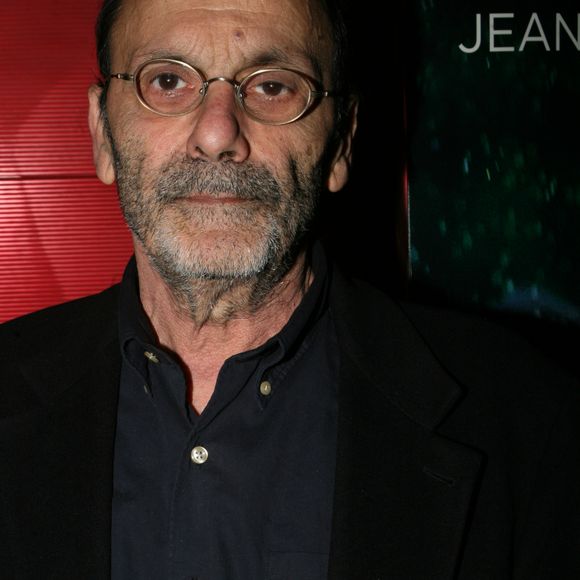 Celui qui n'a jamais eu d'enfants s'est retrouvé dans une situation délicate, après avoir perdu l’équivalent de 4 000 euros au poker. 

Jean-Pierre Bacri - Avant-première du film "Place Publique" à Paris, France, le 16 avril 2018. © JLPPA/Bestimage