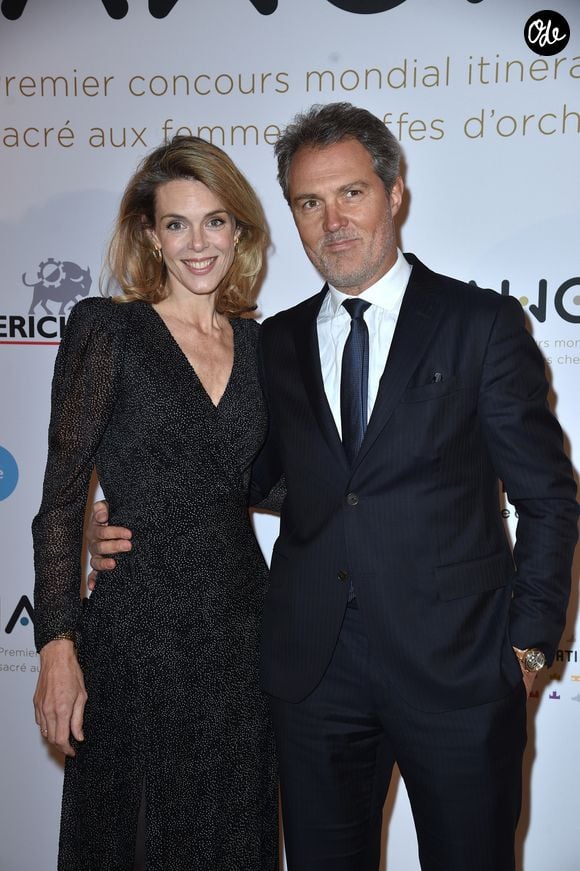 À Versailles, où elle vit avec sa famille, elle recommande La Table du 11.

Julie Andrieu et son mari le Dr Stéphane Delajoux - Gala Mawoma, 1er concours mondial itinérant consacré aux femmes cheffes d'orchestre à la Conciergerie à Paris le 9 mars 2020. © Giancarlo Gorassini/Bestimage