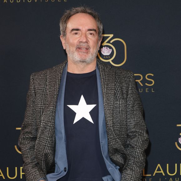 Bruno Solo - Photocall de la 30ème cérémonie des Lauriers de l'audiovisuel au théâtre Marigny à Paris le 24 février 2025. © Coadic Guirec/Bestimage