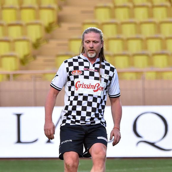 Emmanuel Petit participe au traditionnel match de football caritatif opposant l'A.S. Star Team for Children à l'Association Mondiale des Pilotes de F1, au stade Louis II le 24 mai 2016 à Monaco. Les Pilotes de F1 ont remporté le match sur le score de 3 à 1. © Bruno Bebert / Bestimage