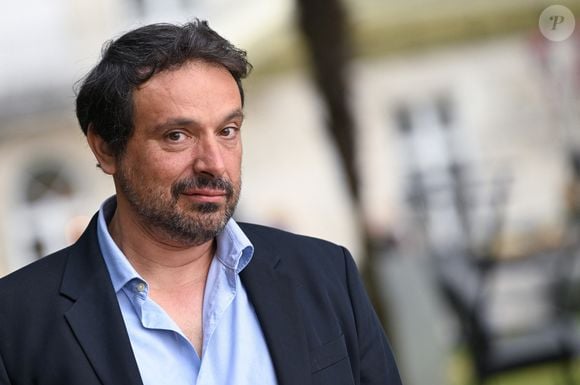Il s'agit du Café Lapérouse, en plein coeur de la capitale sur la place Concorde. 

Archives - Bruno Salomone lors du festival du film francophone d'Angoulême, le 29 août 2024 

Photo : MPP / Bestimage