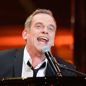 Le chanteur Garou (parrain du Téléthon 2016) - 30ème édition du Téléthon 2016 (AFMTéléthon) à l'hippodrome de Longchamp à Paris, France, le 3 décembre 2016. © Coadic Guirec/Bestimage