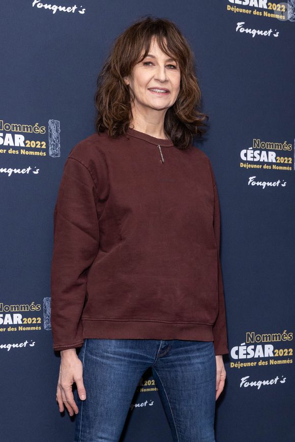 Valérie Lemercier au photocall du déjeuner des nommés aux César 2022 au Fouquet's à Paris, France, le 6 février 2022. © Olivier Borde/Bestimage