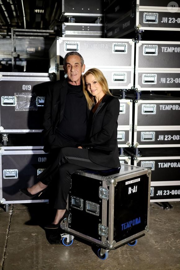 Exclusif - Thierry Ardisson et sa femme Audrey Crespo-Mara - Vernissage de l'exposition "Johnny Hallyday, l'exposition" au Palais des Expositions à Paris. Le 21 décembre 2023 © Dominique Jacovides / Bestimage