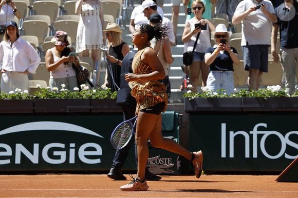 26 mai 2026, Paris, Paris, France : Naomi OSAKA (JPN) lors du Grand Chelem de tennis de Roland Garros 2026, au Stade Roland Garros le 26 mai 2026, à Paris, France. Loic Baratoux/ZUMA Press Wire/Bestimage