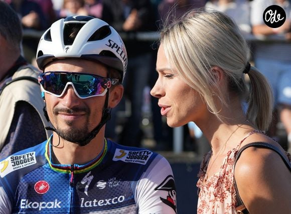 Julian Alaphilippe (Soudal - Quick-Step) et Marion Rousse lors de la Bretagne Classic - Ouest-France 2023, course cycliste de l'UCI World Tour, le 3 septembre 2023 à Plouay, en France. Photo de Laurent Lairys/ABACAPRESS.COM