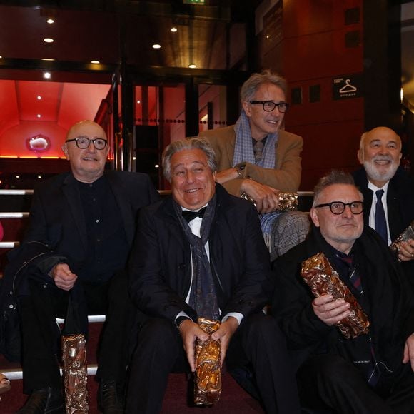 Le décès de Michel Blanc a rappelé à tous la fragilité de la vie et l’importance de profiter de ceux qui sont encore auprès de nous, tant qu’on en a encore le temps.

La Splendide Troupe : (de gauche à droite) Marie-Anne Chazel, Michel Blanc, Christian Clavier, Thierry Lhermitte, Bruno Moynot, Gérard Jugnot et Josiane Balasko posent avec le César d'honneur lors du photocall de la 46e édition des César du cinéma à l'Olympia à Paris, France, le 12 mars 2021. Photo by Thomas Samson/Pool/ABACAPRESS.COM