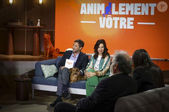 Exclusif - Caroline Roux, sur plateau de la nouvelle émission "Animalement Vôtre" présentée par Bernard Montiel et diffusée le 30 novembre sur France 3, à Paris, France, le 14 octobre 2025. © Jack Tribeca/Bestimage