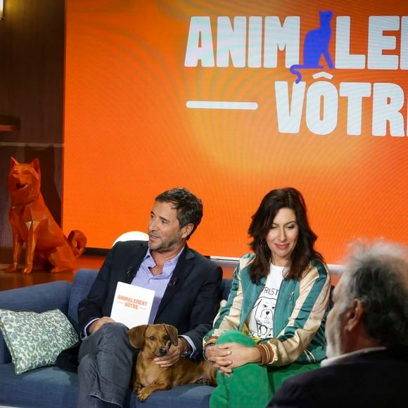 Exclusif - Caroline Roux, sur plateau de la nouvelle émission "Animalement Vôtre" présentée par Bernard Montiel et diffusée le 30 novembre sur France 3, à Paris, France, le 14 octobre 2025. © Jack Tribeca/Bestimage
