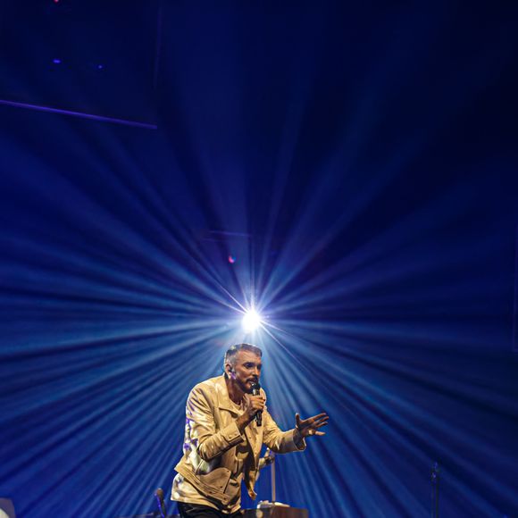 Christophe Willem en concert au Zénith de Lille le 2 décembre 2023. Photo par Stéphane Vansteenkiste/Bestimage