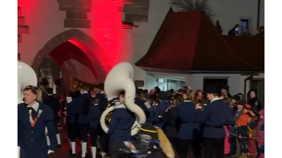 Iris Mittenaere en cure loin de Paris.