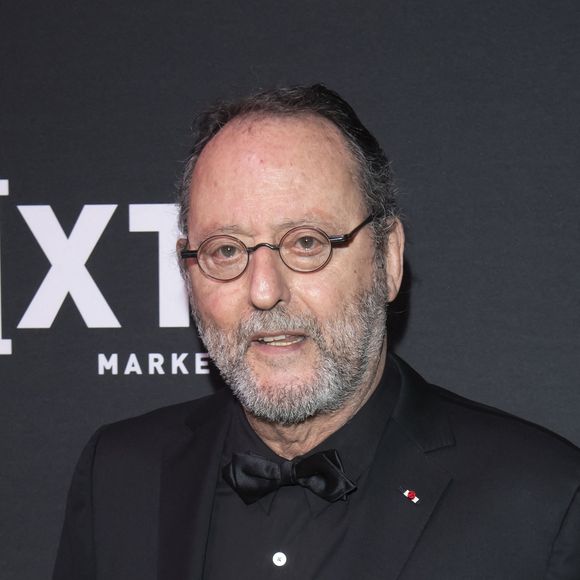Jean Reno assiste au gala 2025 : carnaval au cipriani 42nd street le 22 avril 2025 à New York. (Zuma Press / Bestimage)