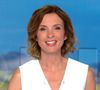 Isabelle Ithurburu a présenté ce vendredi son dernier JT du 13 Heures sur TF1, après un mois de remplacement de Marie-Sophie Lacarrau.

Isabelle Ithurburu dans le JT de TF1. Capture d'écran TF1