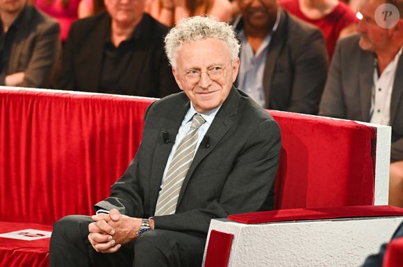 Exclusif - Nelson Monfort - Enregistrement de l'émission "Vivement dimanche" au studio Gabriel, présentée par M.Drucker, et diffusée sur France 3 le 22 juin 2025. 
© Guillaume Gaffiot / Bestimage