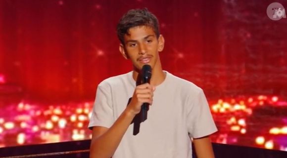 Devenu majeur en juin, il a pu récupérer ses gains, tout en affirmant garder la tête sur les épaules.

Rayane, un candidat d'"Incroyable talent" qui a ému tout le monde lors de l'émission du 18 octobre 2022, sur M6