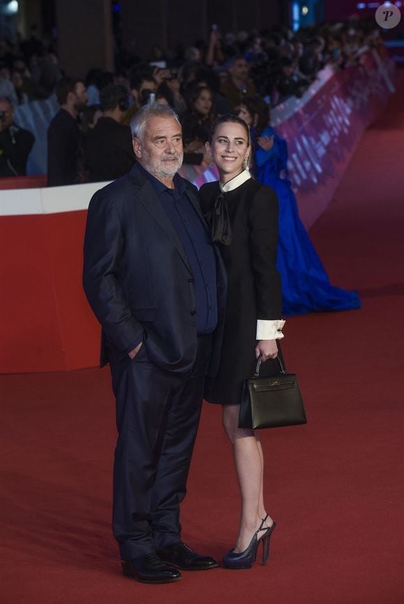 Luc Besson, Sarah Saldmann à la première du film "Dracula" de L.Besson lors de la 20ème édition du festival du film de Rome le 24 octobre 2025. Backgrid UK/ Bestimage