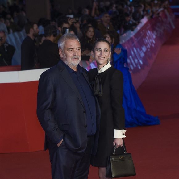 Luc Besson, Sarah Saldmann à la première du film "Dracula" de L.Besson lors de la 20ème édition du festival du film de Rome le 24 octobre 2025. Backgrid UK/ Bestimage