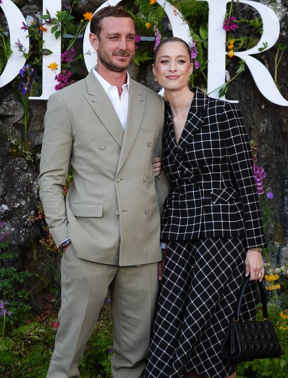 Pierre Casiraghi et Beatrice Borromeo assistent au défilé Dior Croisière 2025 à Drummond Castle, Perthshire. Date de la photo : lundi 3 juin 2024.  Andrew Milligan/PA Wire