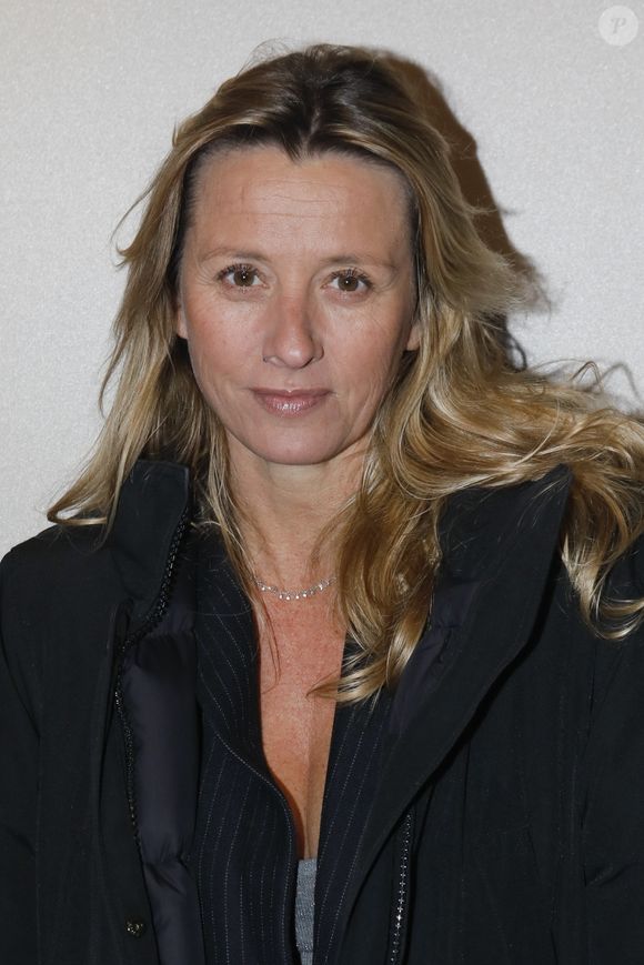 "J'aime l'idée que la maison évolue avec nous, c’est un lieu vivant", avait confié la décoratrice d'intérieur, évoquant le dortoir aménagé pour ses enfants devenus ados.

Exclusif - Sarah Lavoine - Soirée à l'occasion de l'ouverture de la nouvelle boutique "Canada Goose" au 283 rue Saint-Honoré dans le 8ème arrondissement à Paris le 23 janvier 2020. © Christophe Clovis/Bestimage