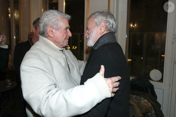Claude Lelouch et Francis Huster - Cocktail au Théâtre du Gymnase à la suite de la Première soirée de la Pièce « En thérapie ». Paris, France, le 17 Janvier 2026. 

© Bertrand Rindoff / Bestimage