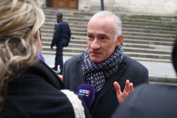 Gilles Bouleau lors de la cérémonie des obsèques de Catherine Laborde à l'église Saint-Roch à Paris, France, le 6 février 2025. Photo par Jerome Domine/ABACAPRESS.COM