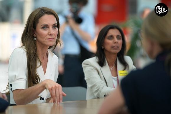 Elle soutient l’hôpital depuis 2018 en tant que marraine et accompagne ses projets futurs.

Kate Middleton, la princesse de Galles (Royaume-Uni), visite l'hôpital pour enfants Evelina London à Londres le lundi 6 juillet.
Photo prise par Alastair Grant / WPA-Pool.