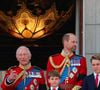 Comme chaque année, les membres de la famille royale d'Angleterre ont assisté à la grande parade militaire.
Le roi Charles III d'Angleterre et Camilla Parker Bowles, le prince William, prince de Galles, le prince Louis de Galles, le prince George de Galles, Kate Middleton, la princesse Charlotte de Galles lors de la cérémonie Trooping the Colour à Londres, le 14 juin 2025.
Photo : Goff Inf / Bestimage