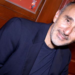 Elie Semoun lors de L'inauguration de la fête à NeuNeu dans le Bois de Boulogne à Paris, France, le 6 septembre 2024. © Cédric Perrin/Bestimage