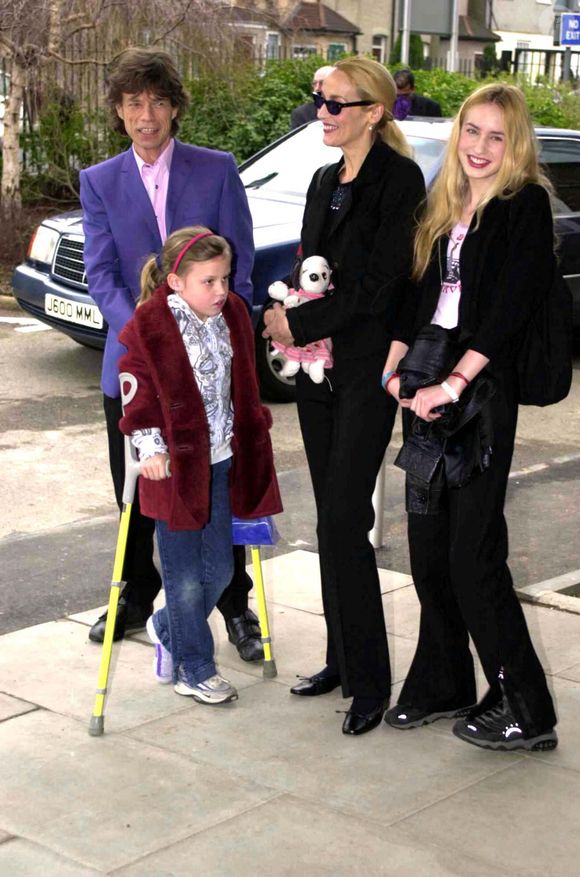 Mick Jagger  et Jerry Hall en famille (archive)
©ALPHA AGENCY / BESTIMAGE