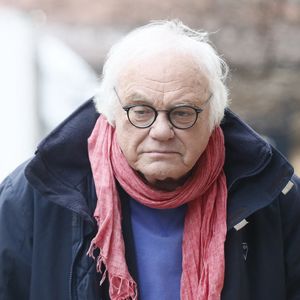 Laurent Cabrol lors des obsèques de Jean-Luc Petitrenaud en l'église Saint-Pierre-du-Gros-Caillou à Paris, le 17 janvier 2025.
© Christophe Clovis/Bestimage