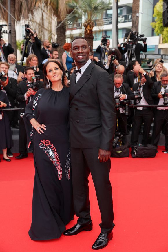 Omar Sy et sa femme Hélène - Montée des marches du film " Top Gun : Maverick " lors du 75ème Festival International du Film de Cannes. Le 18 mai 2022
© Cyril Moreau / Bestimage